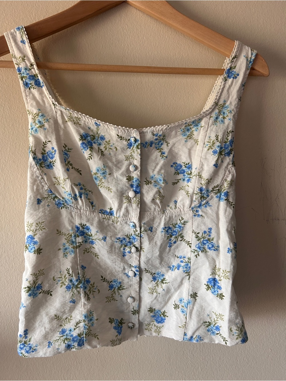 Blue and white floral sleeveless top